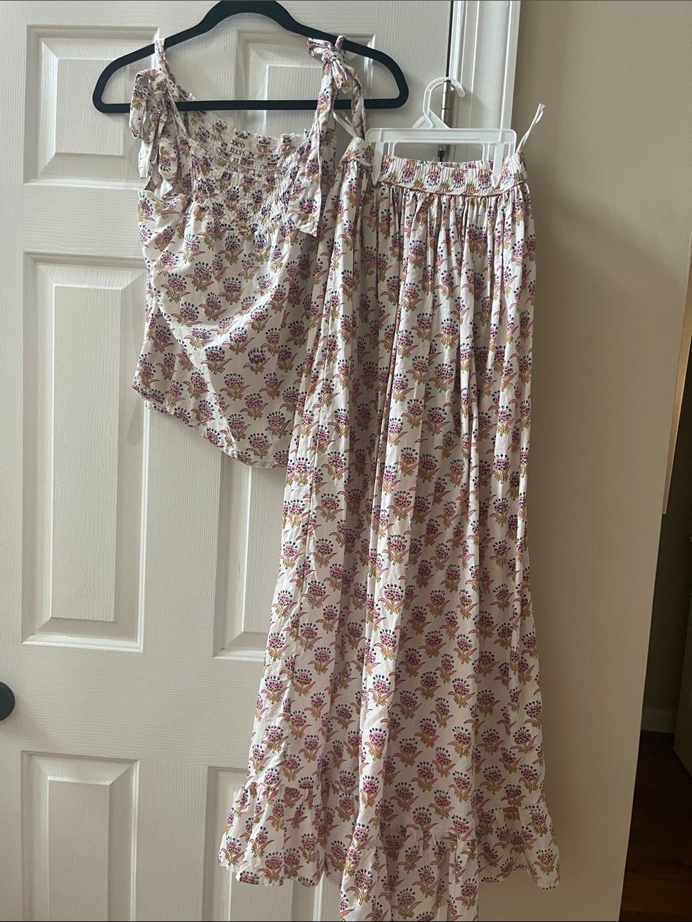 Coco Lilly front Tie-Shoulder Maxi Skirt Set